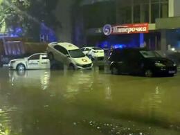 Наводнение в Сочи: погибла женщина